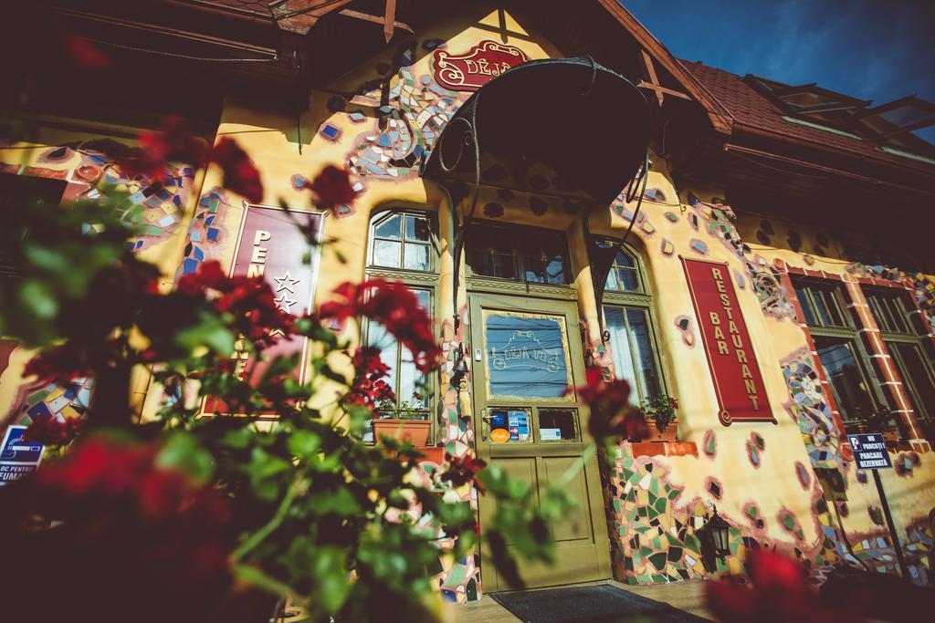 Deja Vu Guesthouse Cluj-Napoca Exterior photo